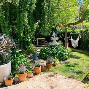  Apartamento Charming In A Duplex With Garden & Balcony